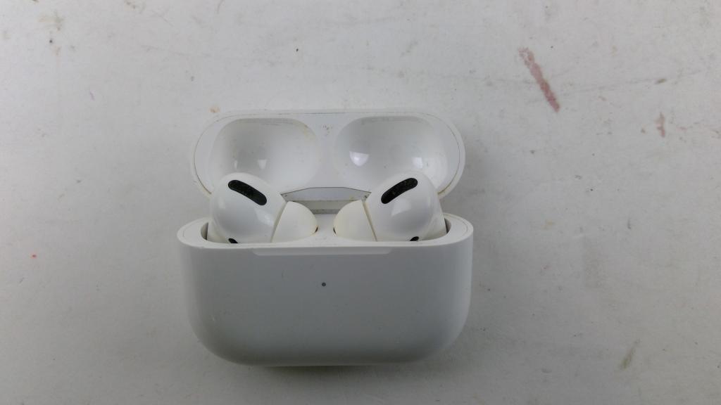 Apple Airpods Sold For Parts