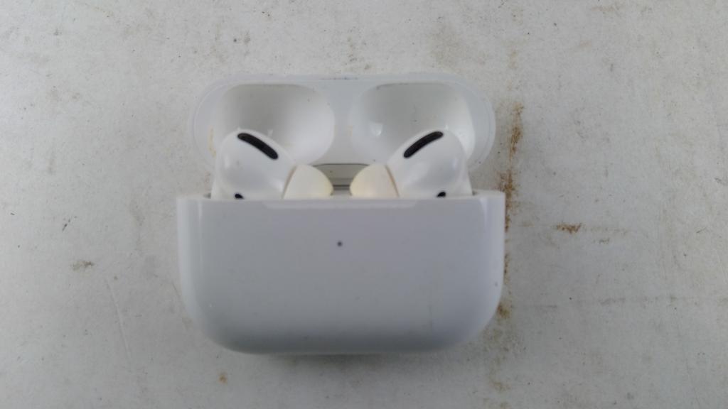 Apple Airpods Sold For Parts