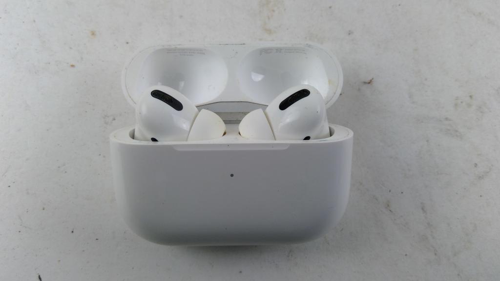 Apple Airpods Sold For Parts