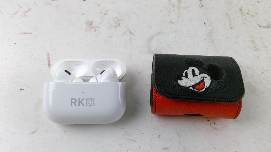 Apple Airpods Sold For Parts