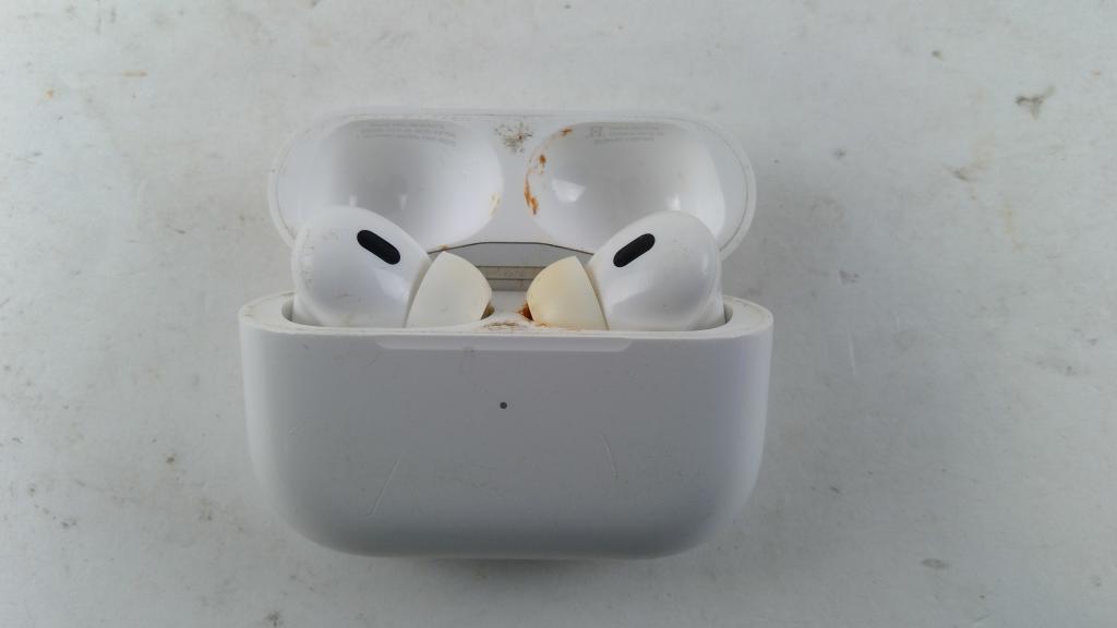 Apple Airpods Sold For Parts