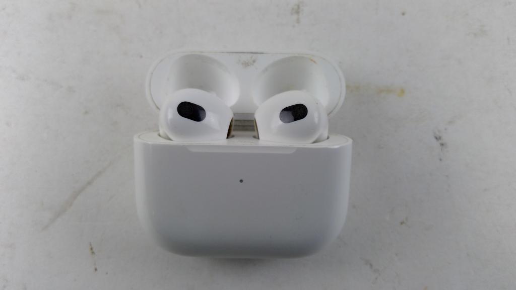 Apple Airpods Sold For Parts