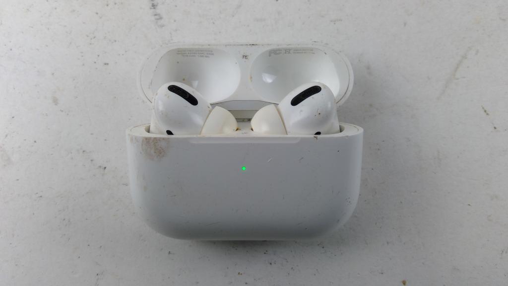 Apple Airpods Sold For Parts