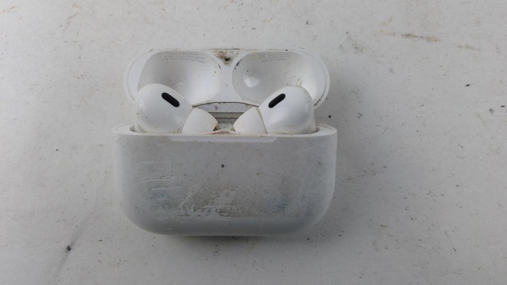 Apple Airpods Sold For Parts