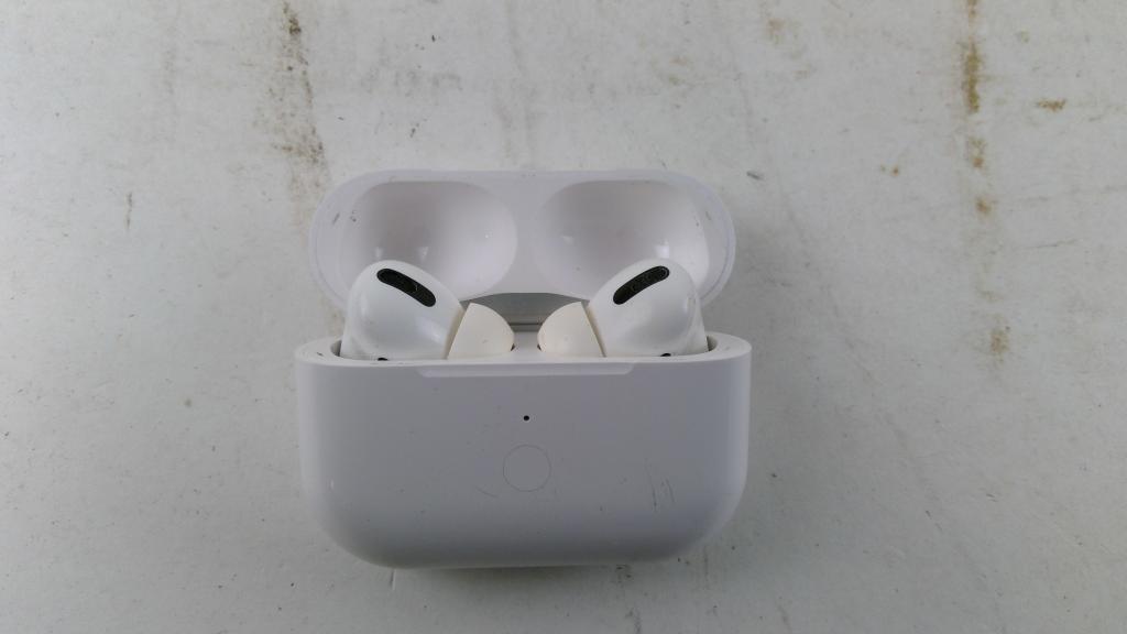 Apple Airpods Sold For Parts
