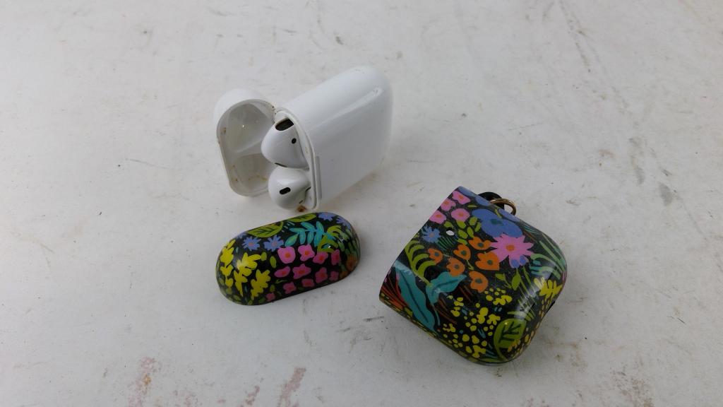 Apple Airpods Sold For Parts
