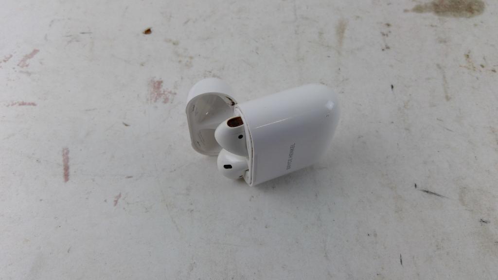 Apple Airpods Sold For Parts