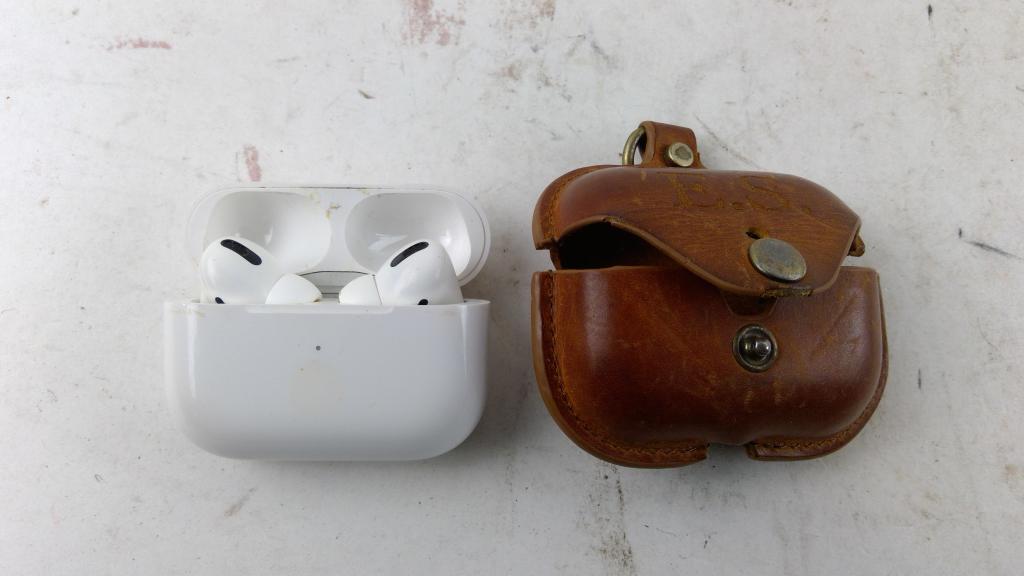 Apple Airpods Sold For Parts