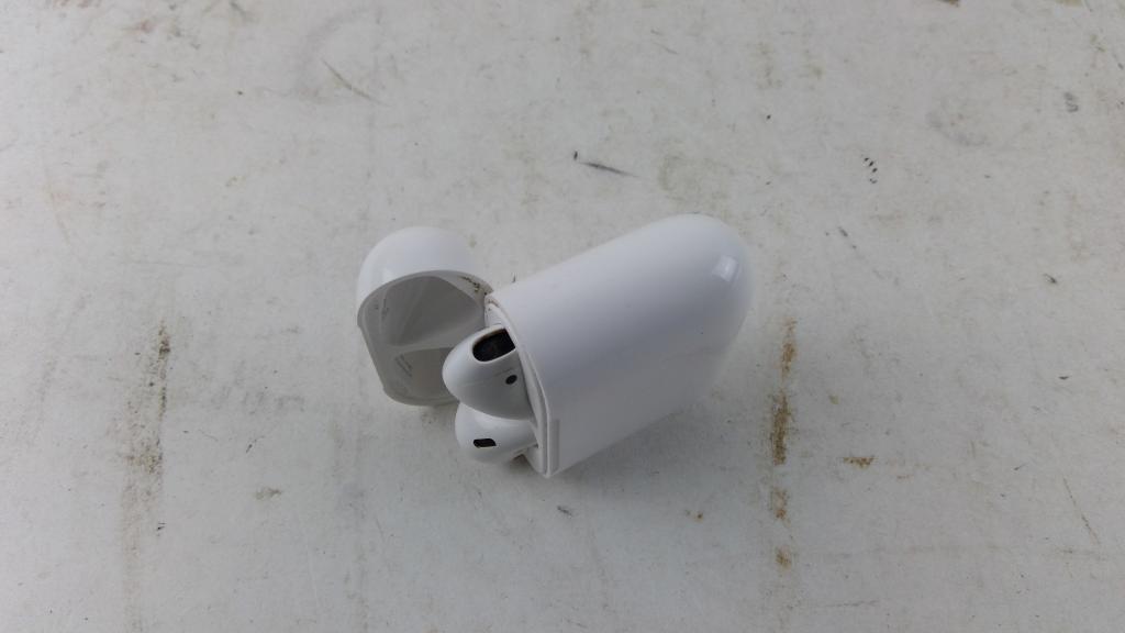 Apple Airpods Sold For Parts
