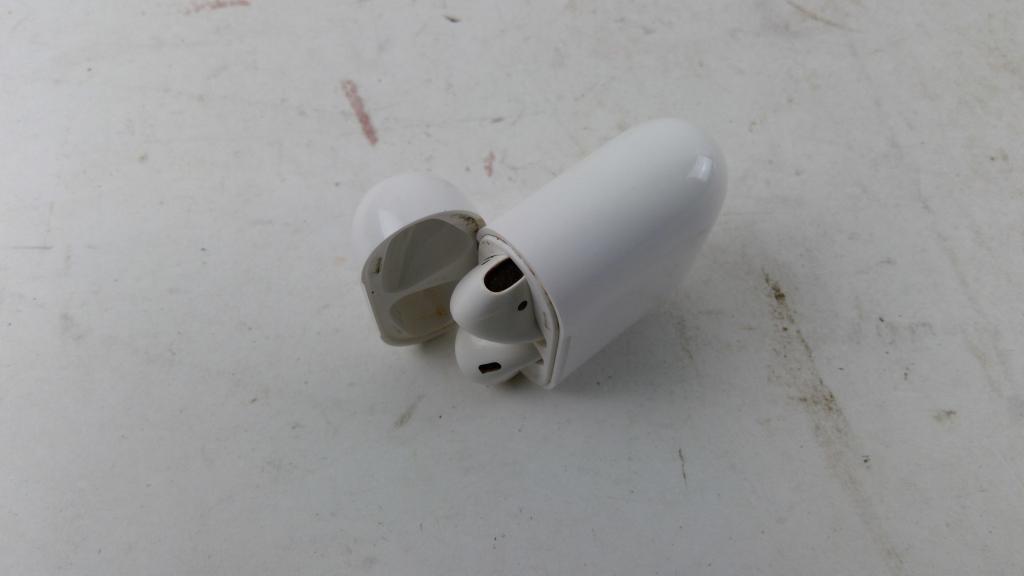 Apple Airpods Sold For Parts