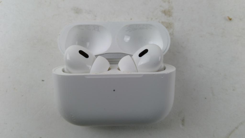 Apple Airpods Sold For Parts