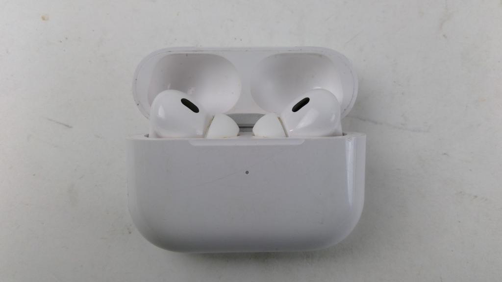 Apple Airpods Sold For Parts