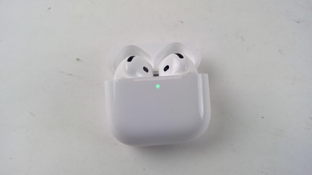 Apple Airpods Sold For Parts