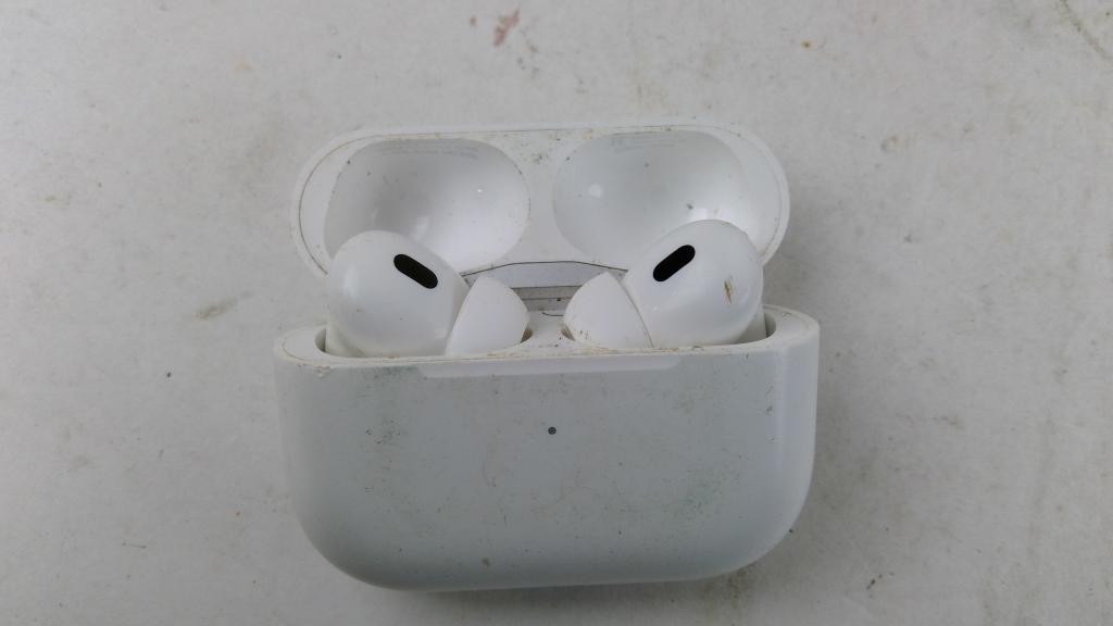 Apple Airpods Sold For Parts
