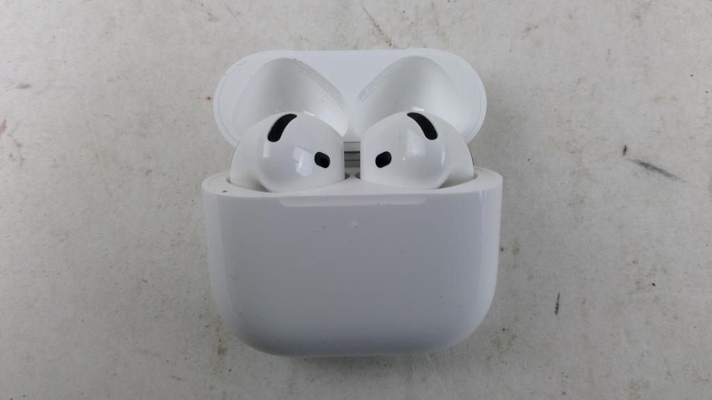 Apple Airpods Sold For Parts