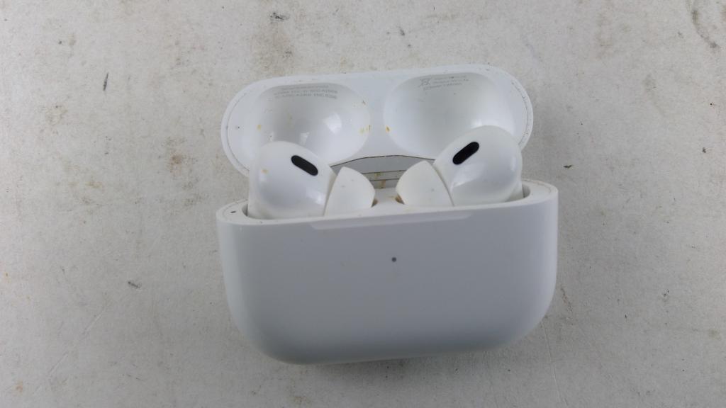 Apple Airpods Sold For Parts