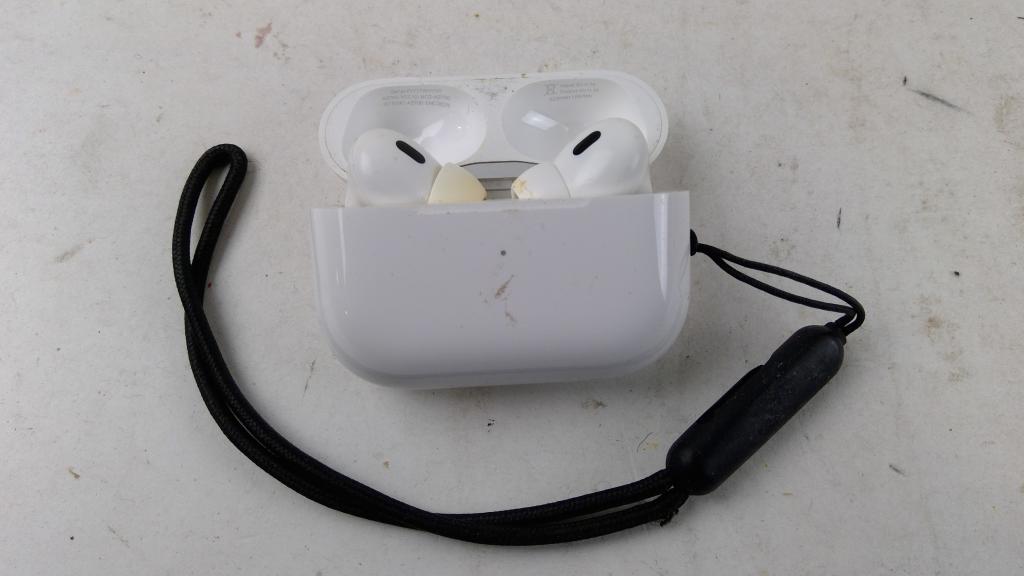 Apple Airpods Sold For Parts