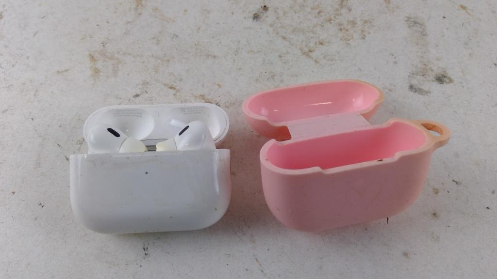 Apple Airpods Sold For Parts