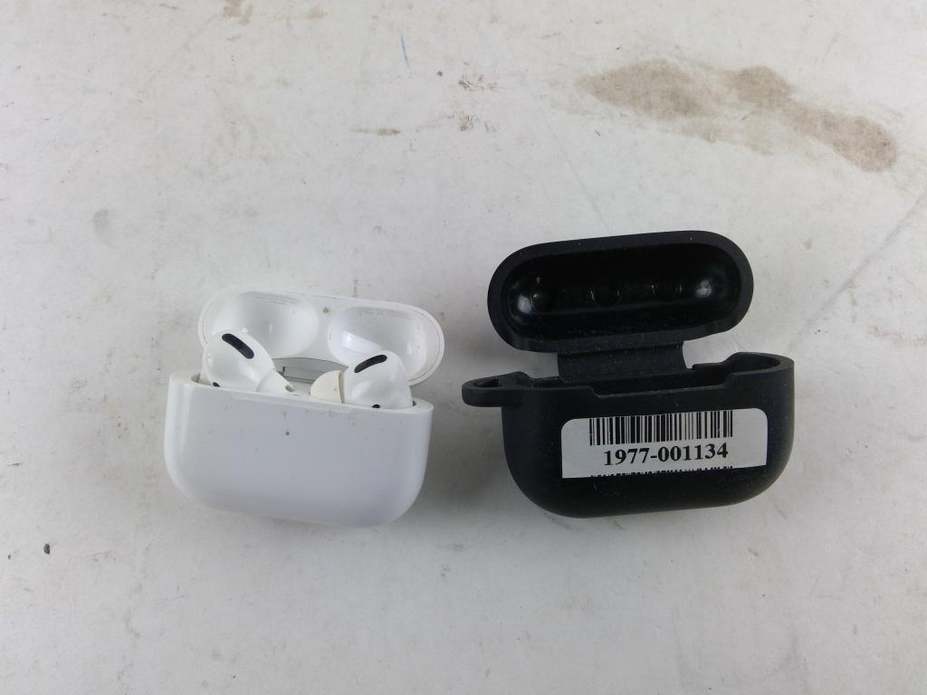 Apple Airpods Sold For Parts