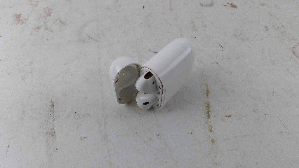Apple Airpods Sold For Parts