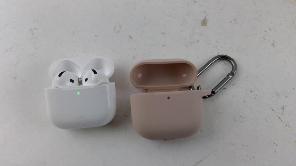 Apple Airpods Sold For Parts