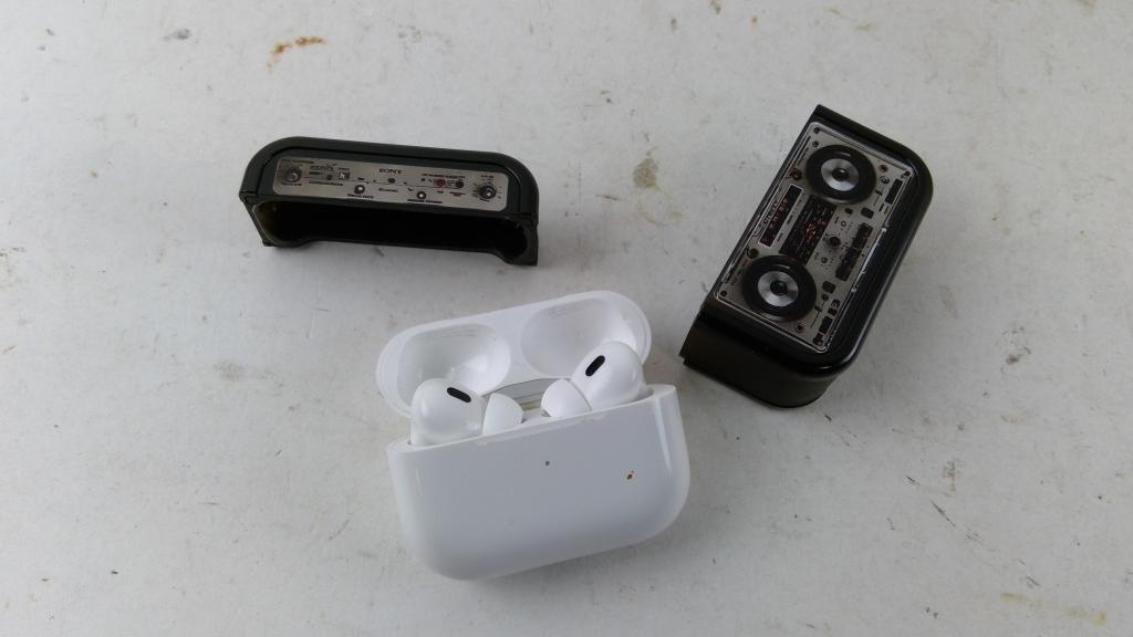 Apple Airpods Sold For Parts
