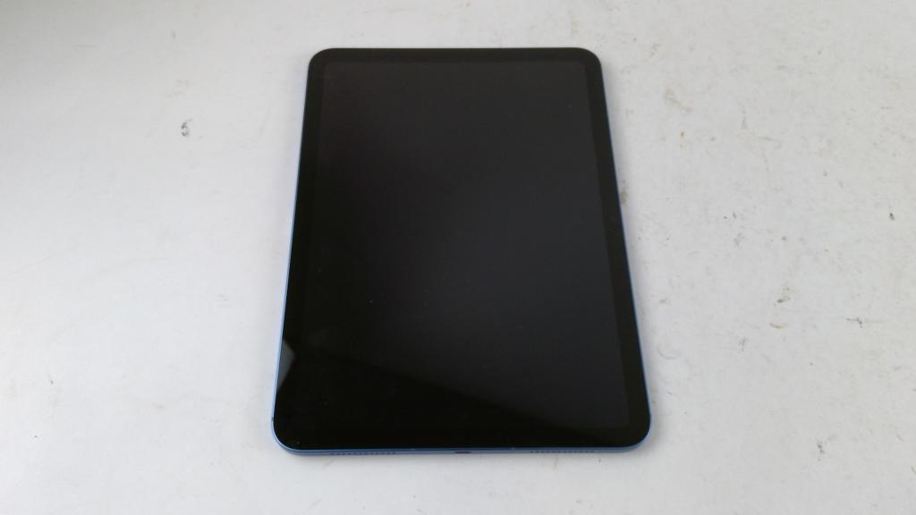 Apple IPad 10th Gen, 64 GB, Carrier: IPad