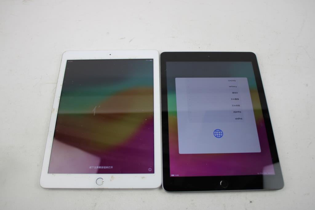 Apple IPad, 2 Pieces, Activation Locked, Sold For Parts