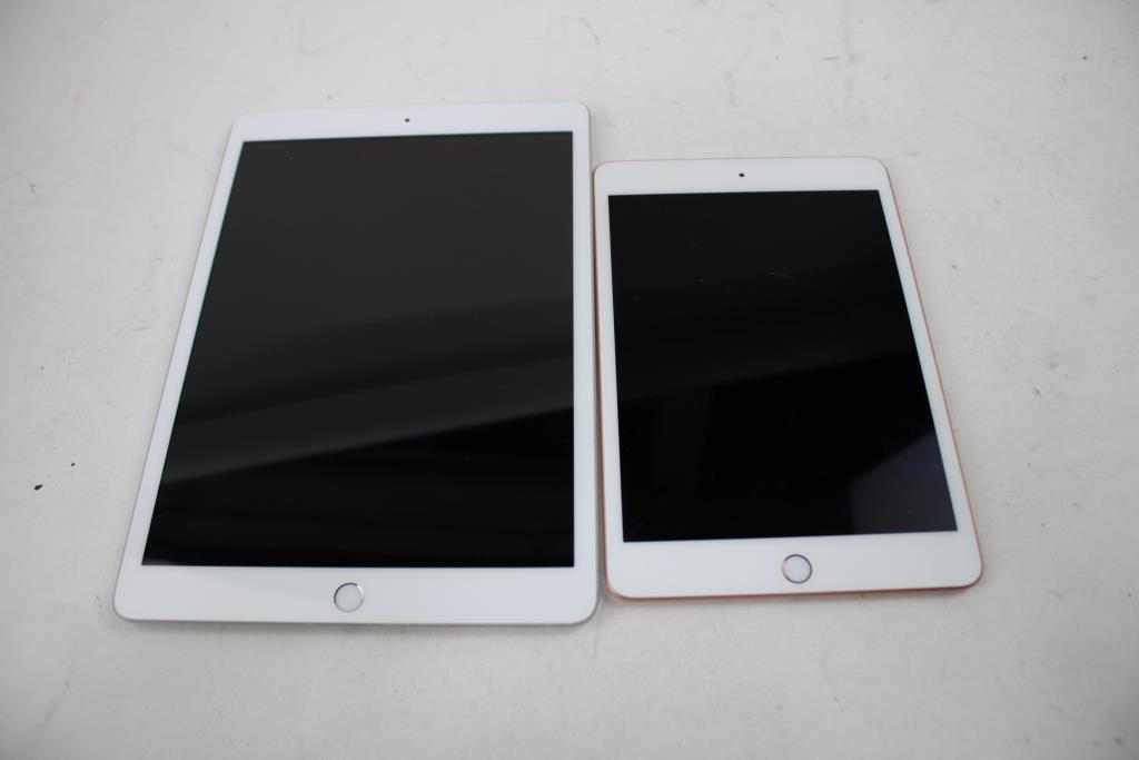 Apple IPad, 2 Pieces Activation Locked, Sold For Parts