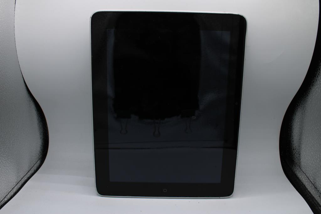 Apple IPad, 28 GB, Wi-Fi Only