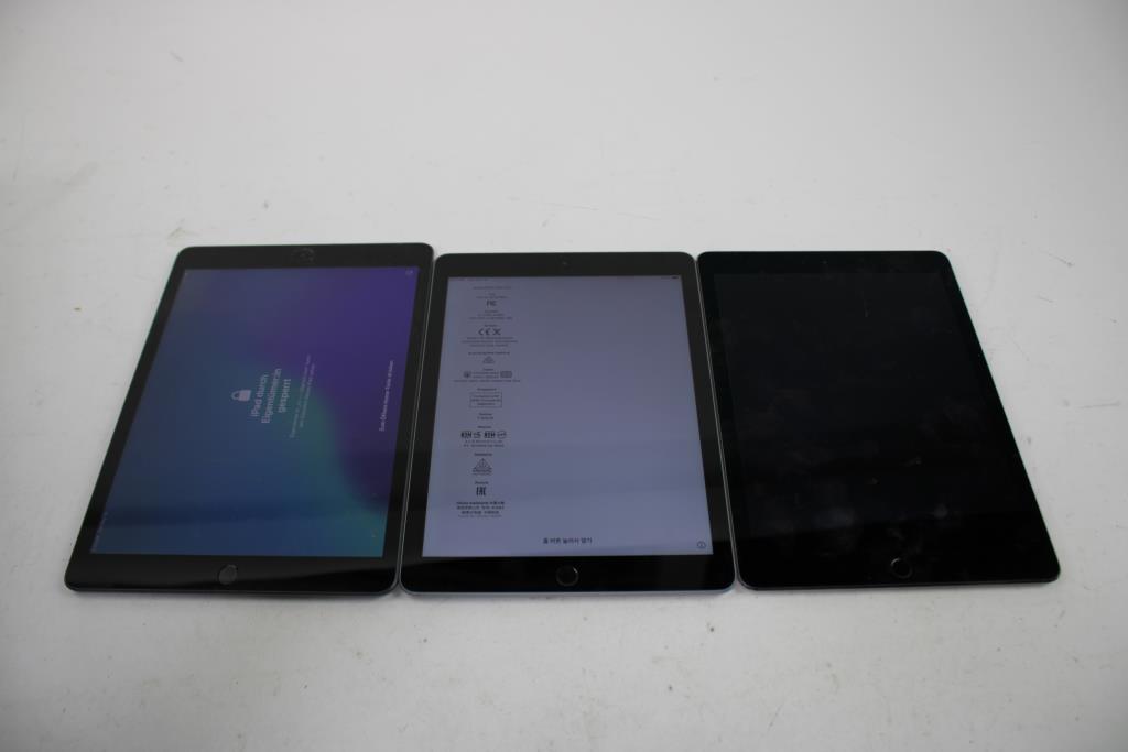 Apple IPad 3 Pieces, Activation Locked, Sold For Parts