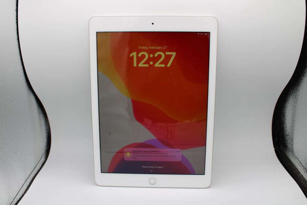 Apple IPad 6th Gen 32GB