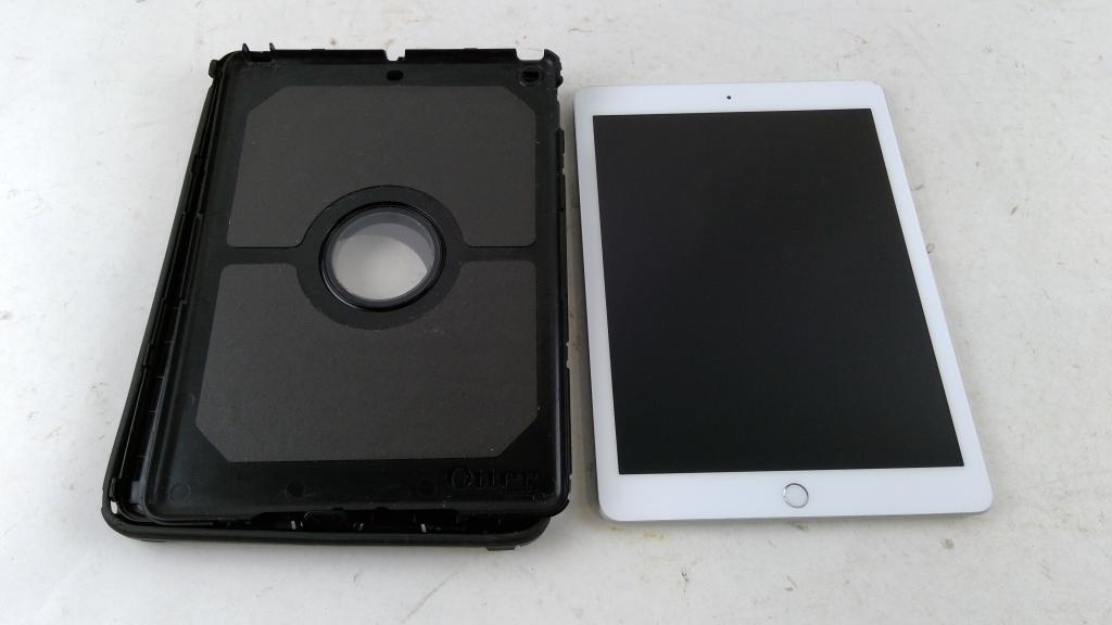 Apple IPad 6th Gen, Activation Locked, Sold For Parts