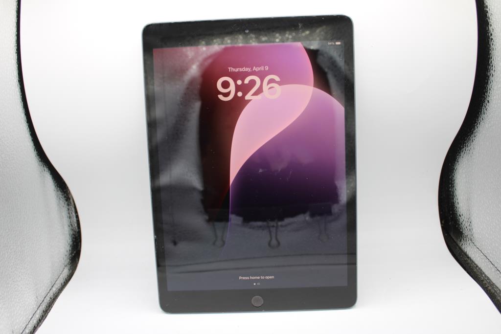 Apple IPad (7th Gen), 32 GB, Wi-Fi Only