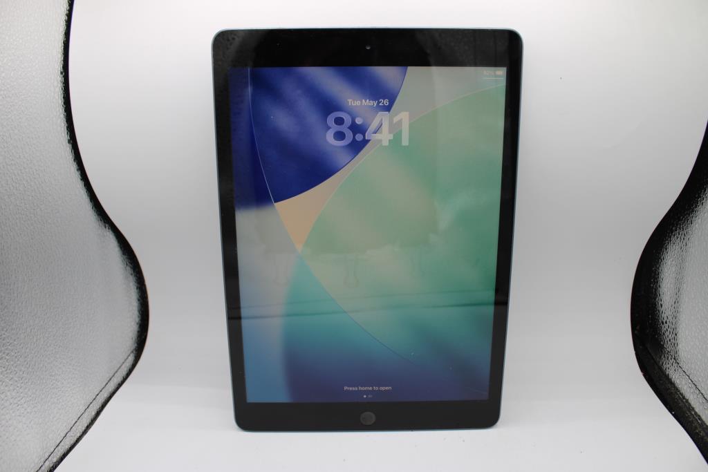 Apple IPad 8th Gen, 32GB, Wi-Fi Only
