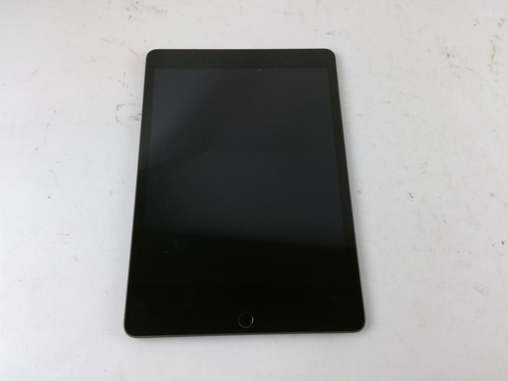 Apple IPad 9th Gen 64GB