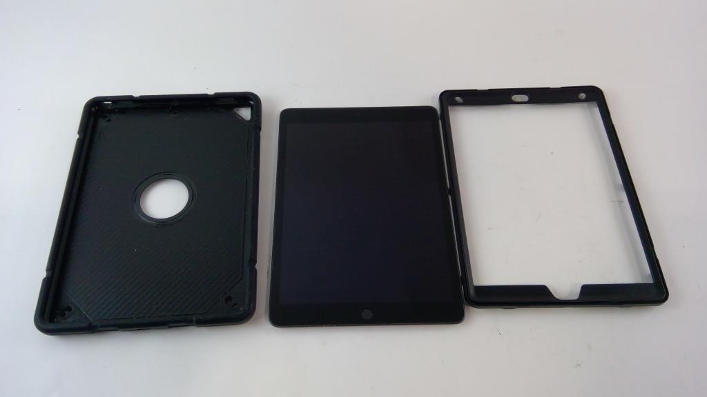 Apple IPad 9th Gen, Activation Locked, Sold For Parts