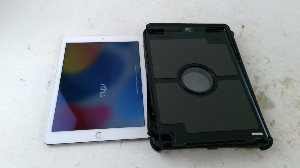 Apple IPad Air 2, Activation Locked, Sold For Parts