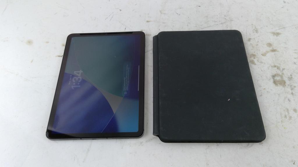 Apple IPad Air, 5th Gen, 64GB, Carrier Unknown