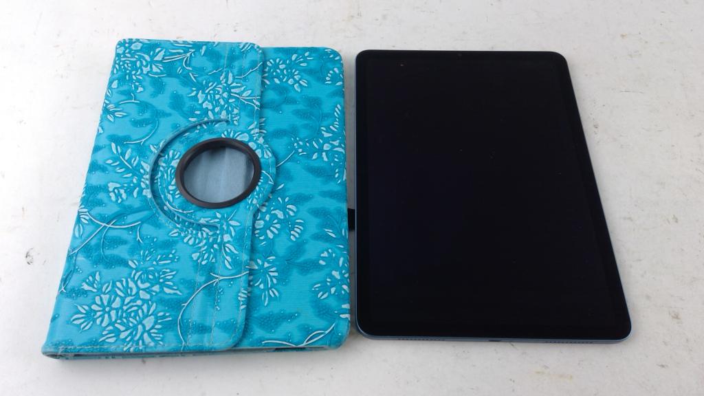 Apple IPad Air 5th Gen, Activation Locked, Sold For Parts