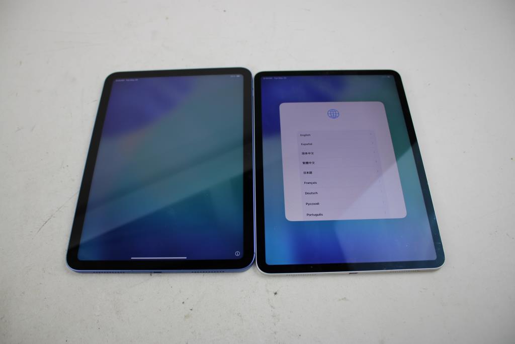 Apple IPad Bulk Lot, 2 Pieces, Sold For Parts