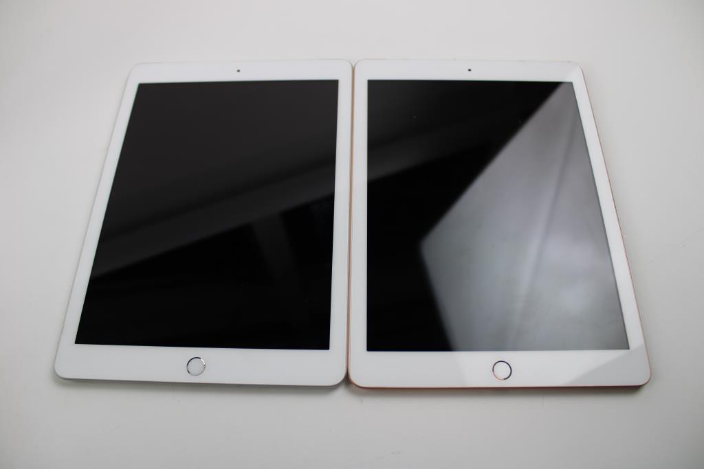 Apple IPad Bulk Lot, 2 Pieces, Sold For Parts