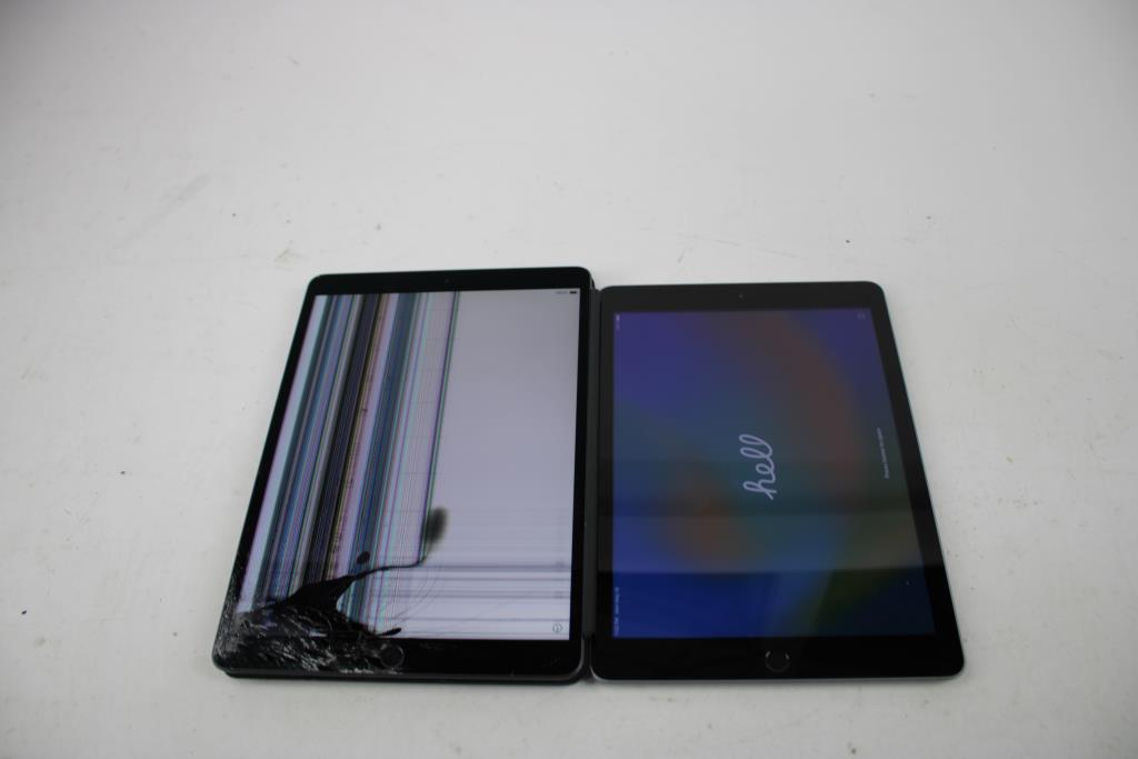 Apple IPad Bulk Lot, 3 Pieces, Sold For Parts