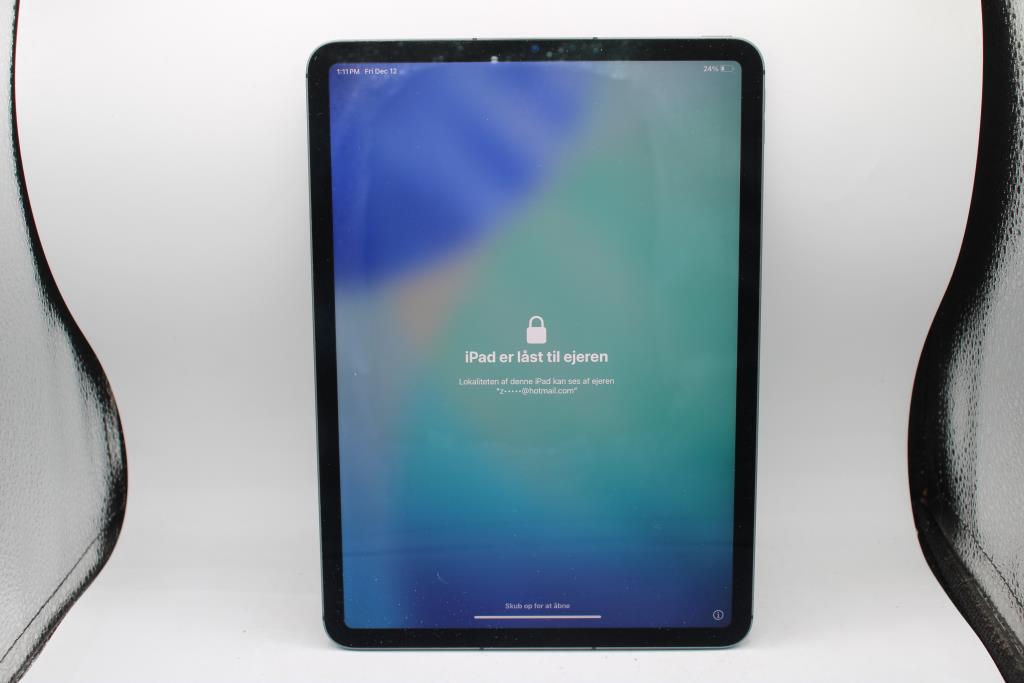 Apple IPad Pro 11" (3rd Gen), 1 TB, Unknown Carrier, Locked To Owner - SOLD FOR PARTS ONLY