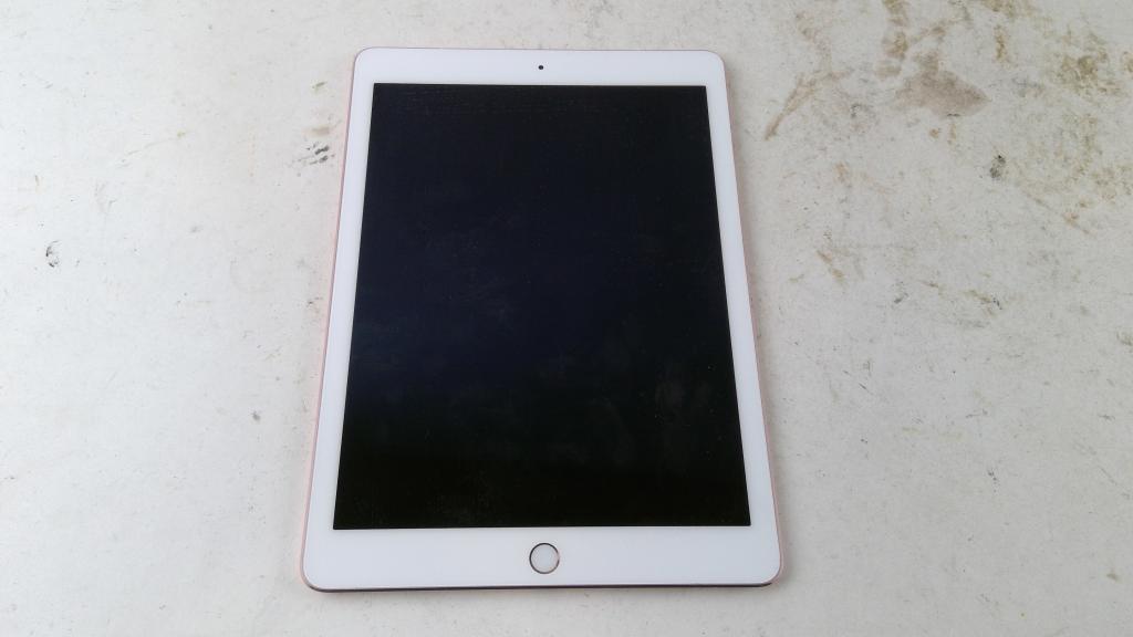 Apple IPad Pro 9.7-inch, 128 GB, AT&T