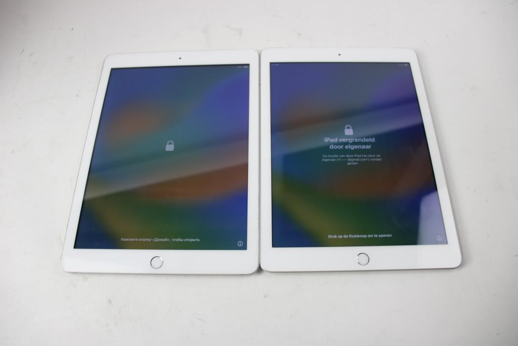 Apple IPads, 2 Pieces, Sold For Parts