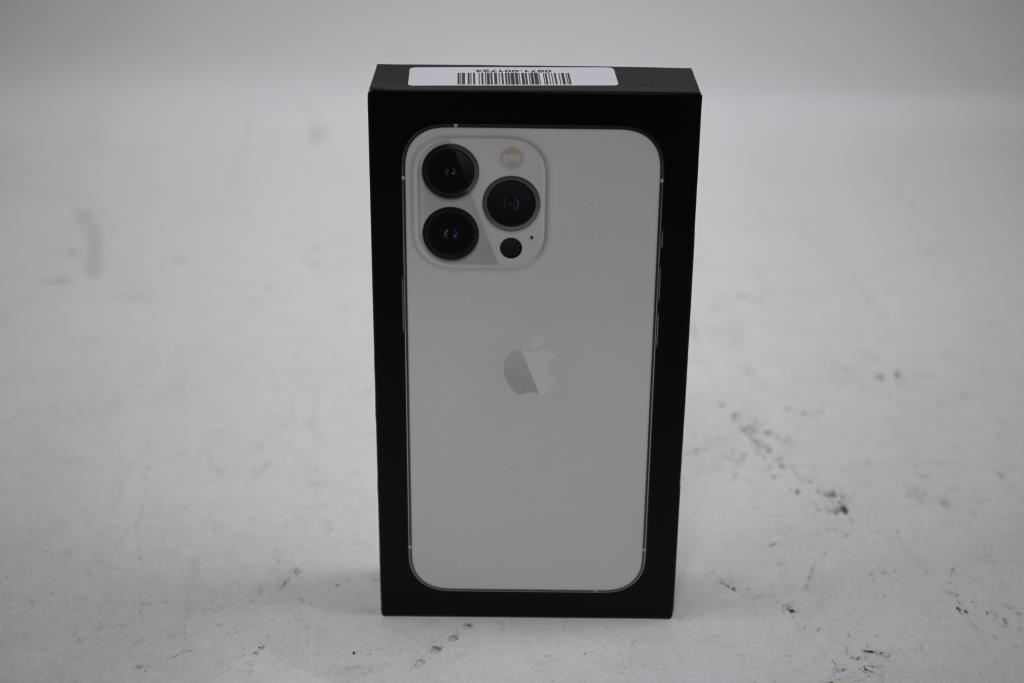 Apple IPhone 13 Pro, Silver, 256 GB - NEW IN SEALED BOX