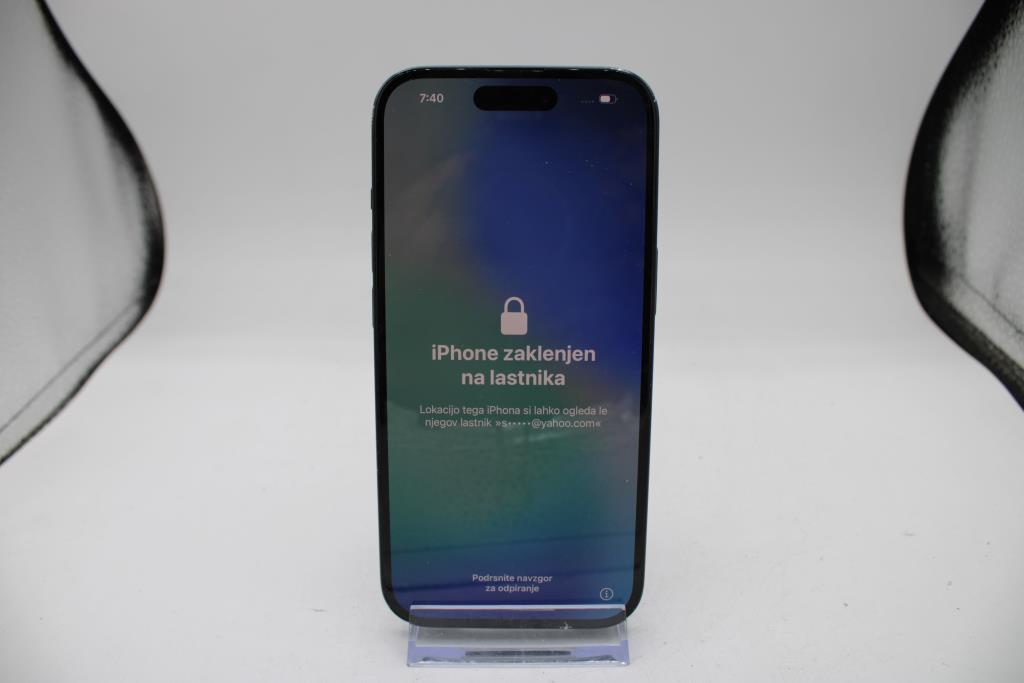 Apple IPhone 15, 128 GB, Unknown Carrier, Locked To Owner - SOLD FOR PARTS ONLY