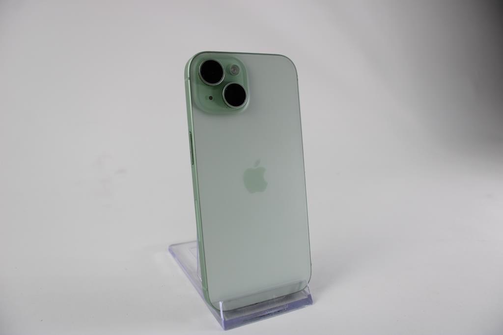 Apple IPhone 15, 128 GB, Unknown Carrier, Locked To Owner - SOLD FOR PARTS ONLY