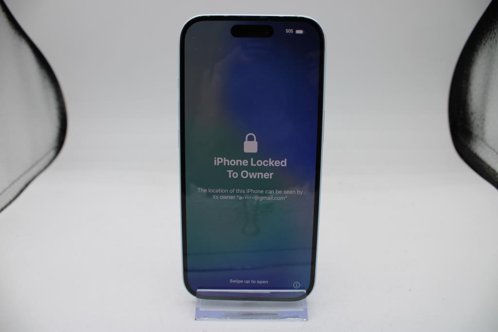 Apple IPhone 15, 128 GB, Unknown Carrier, Locked To Owner - SOLD FOR PARTS ONLY